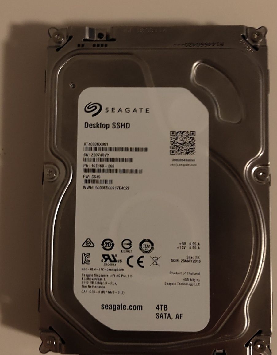 Seagate Dischi rigidi: Seagate Desktop 4TB HDD SATA III posible defective  – Difettoso da Zetzwil venduto da FrlsNekomaJonny