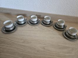 6 Tasses à café avec soucoupes en étain