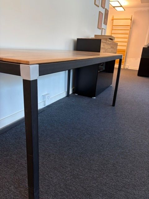 Scrivanie: Schreibtisch/Bürotisch – Usato da Zürich venduto da Catherine1966 2