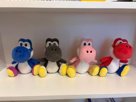 4 Yoshi Kuscheltiere von Super Mario - Top Zustand!