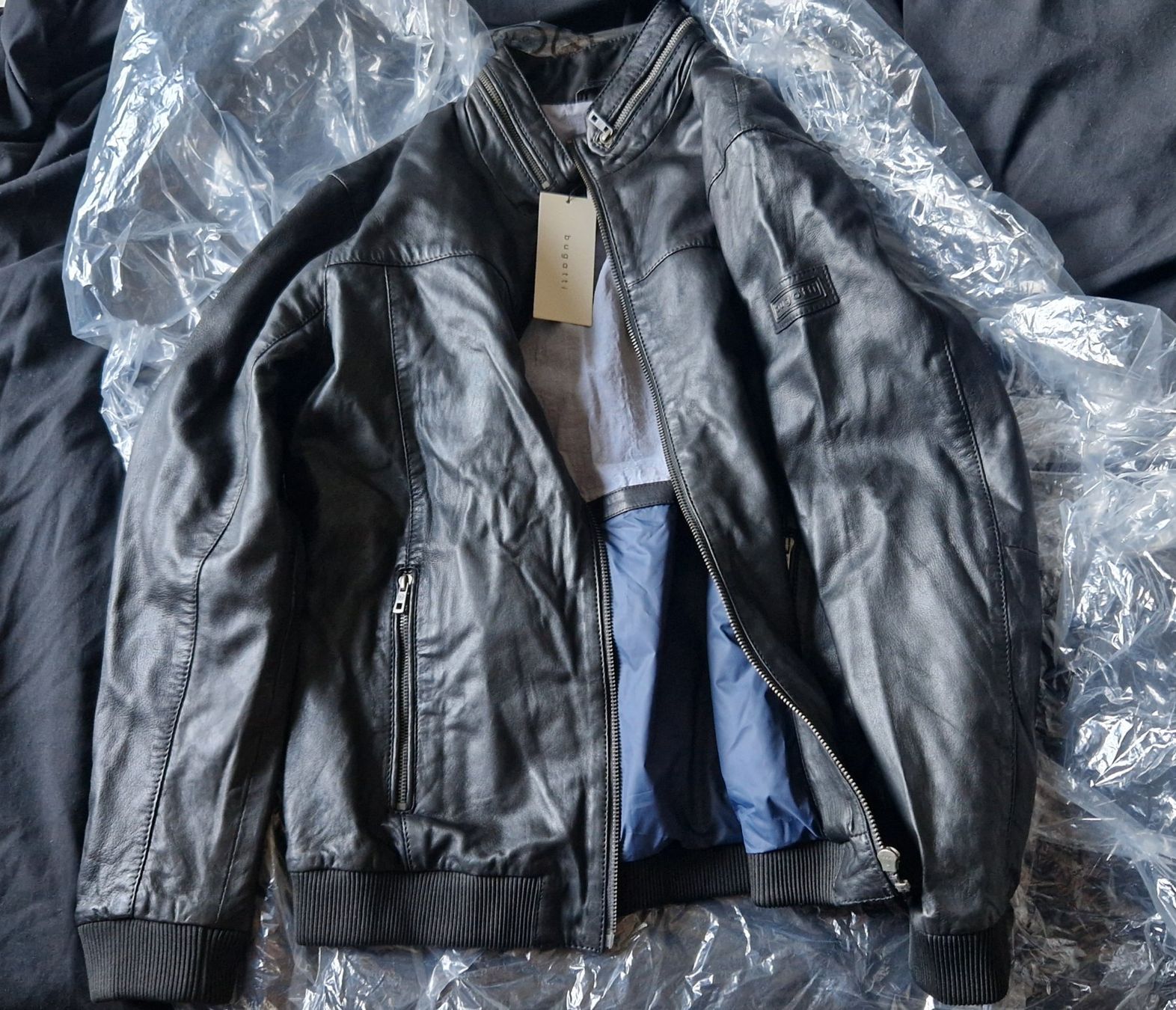 Bugatti Vestes: Bugatti Lederjacke – Neuf avec emballage d'origine à Au ZH par Raph__02