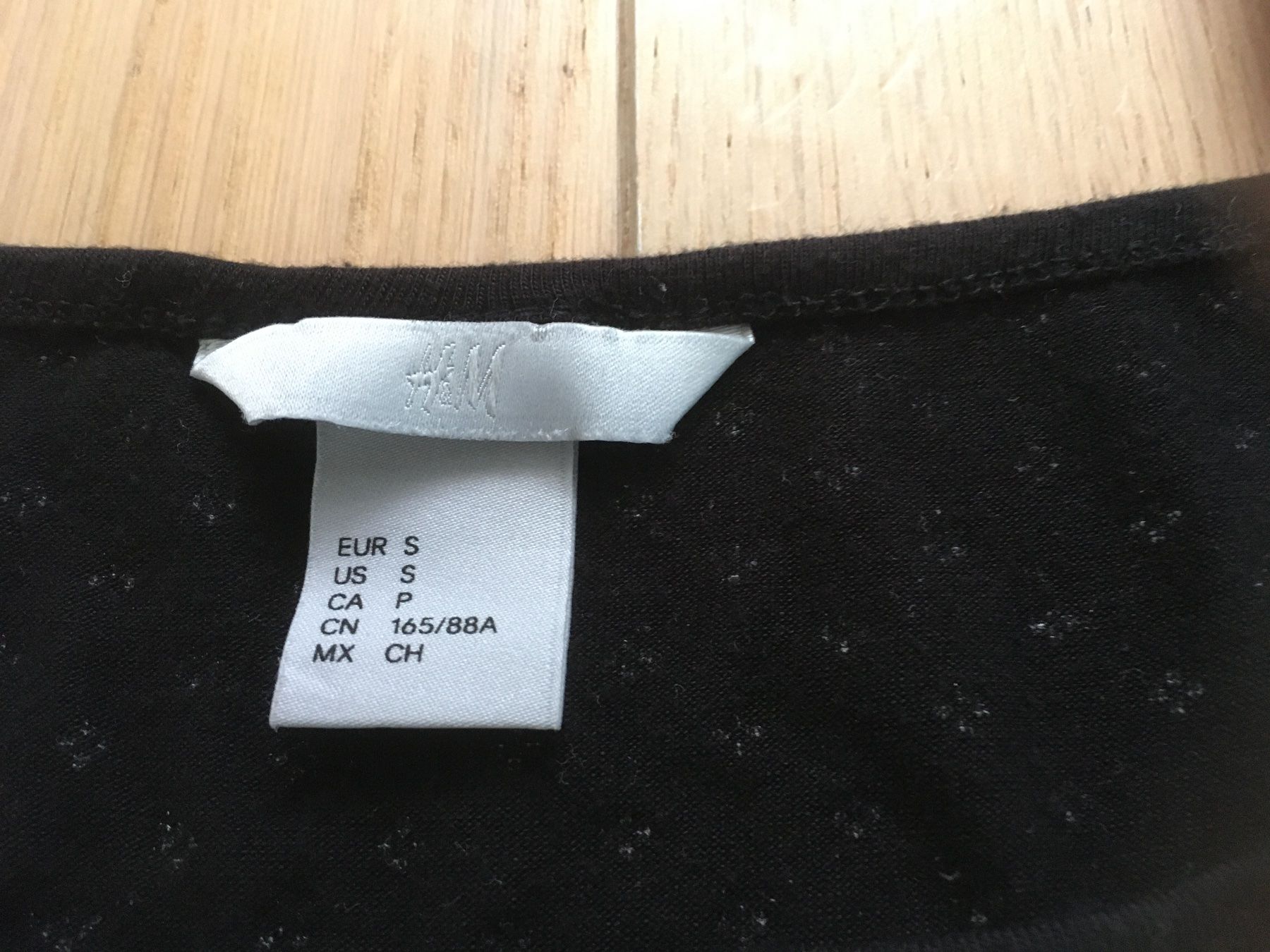 H&M Chemisiers: Schwarze Bluse,   H&M Gr. 36 – Neuf (Voir description) à Gächlingen par Tara_devi 1