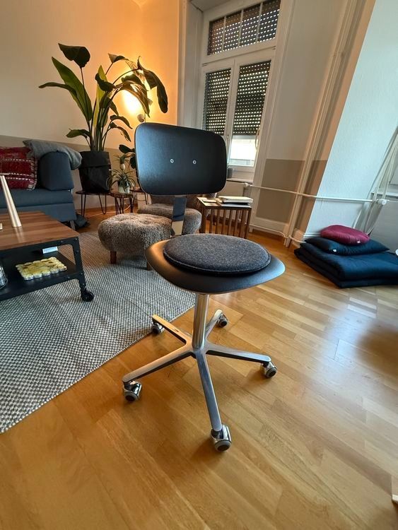 Embru Stühle: Bürostuhl Atelier 2100 - Christophe Marchand Design – Gebraucht aus Uetendorf von Pole8