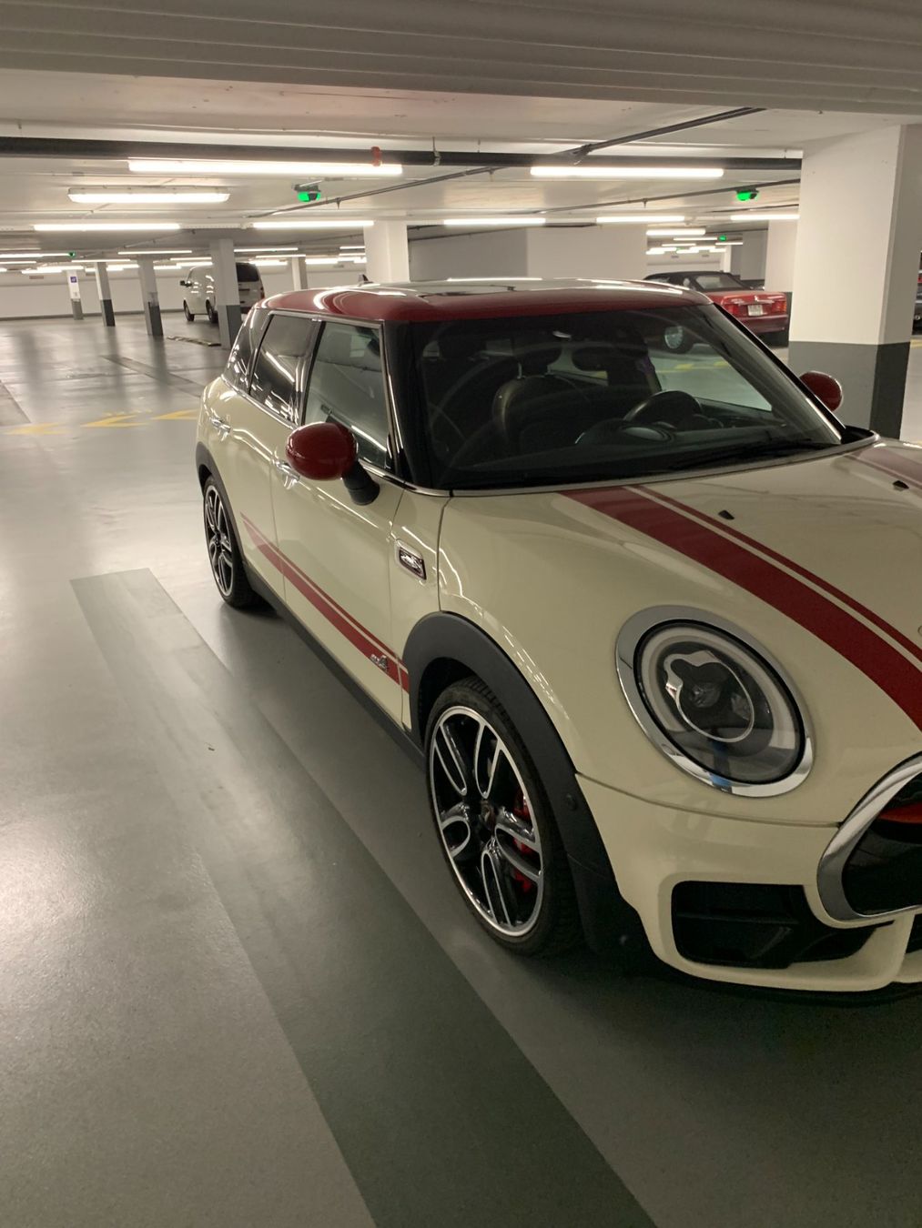 Mini Autos: MINI 2.0i John Cooper Works SAG ALL4 – Gebraucht aus Genève von ele_k6zg 1