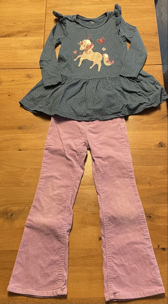Lotti & Set di vestiti: Pulli + Hose – Usato da Eyholz venduto da gru_t8lx