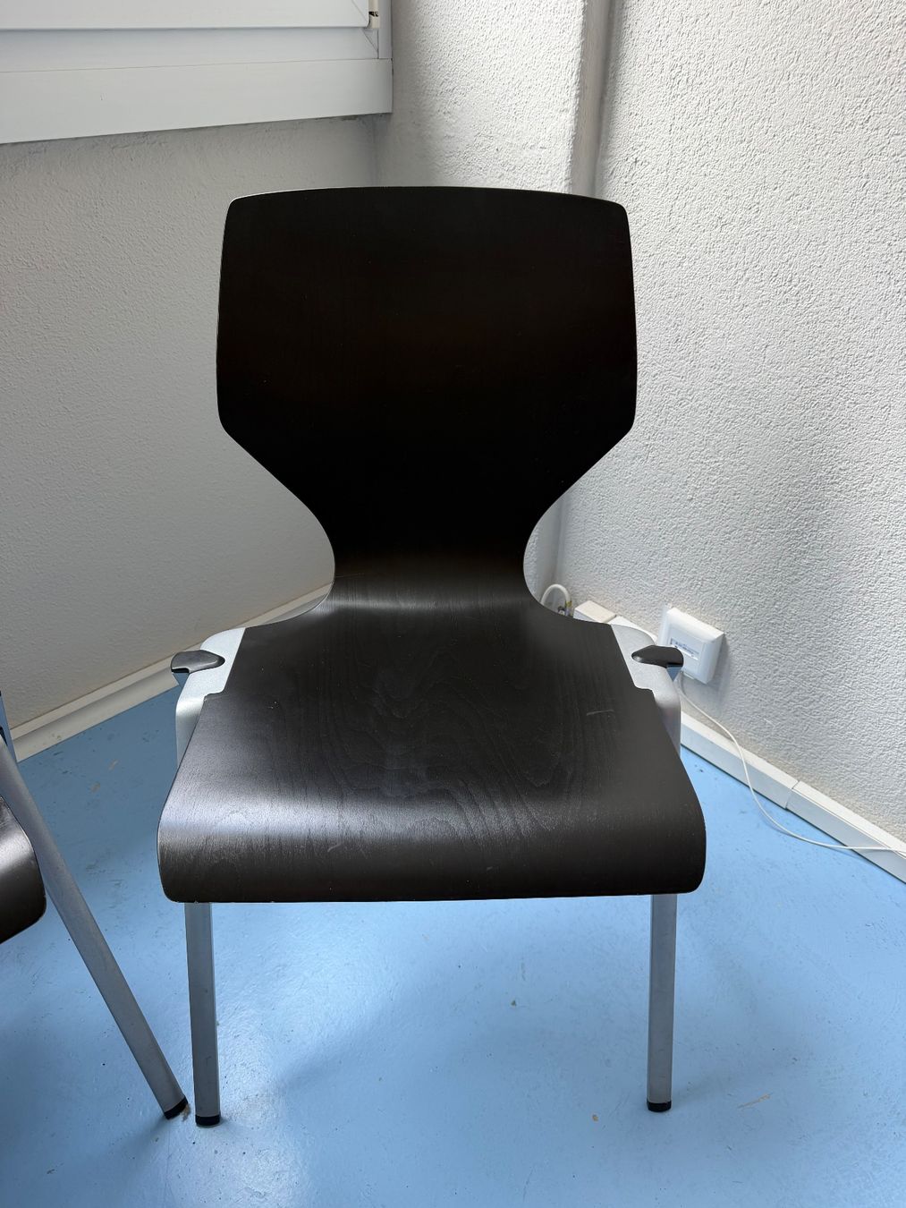 Sedie: 3 Schwarze Stühle – Usato da Zürich venduto da mar_hs6l 1