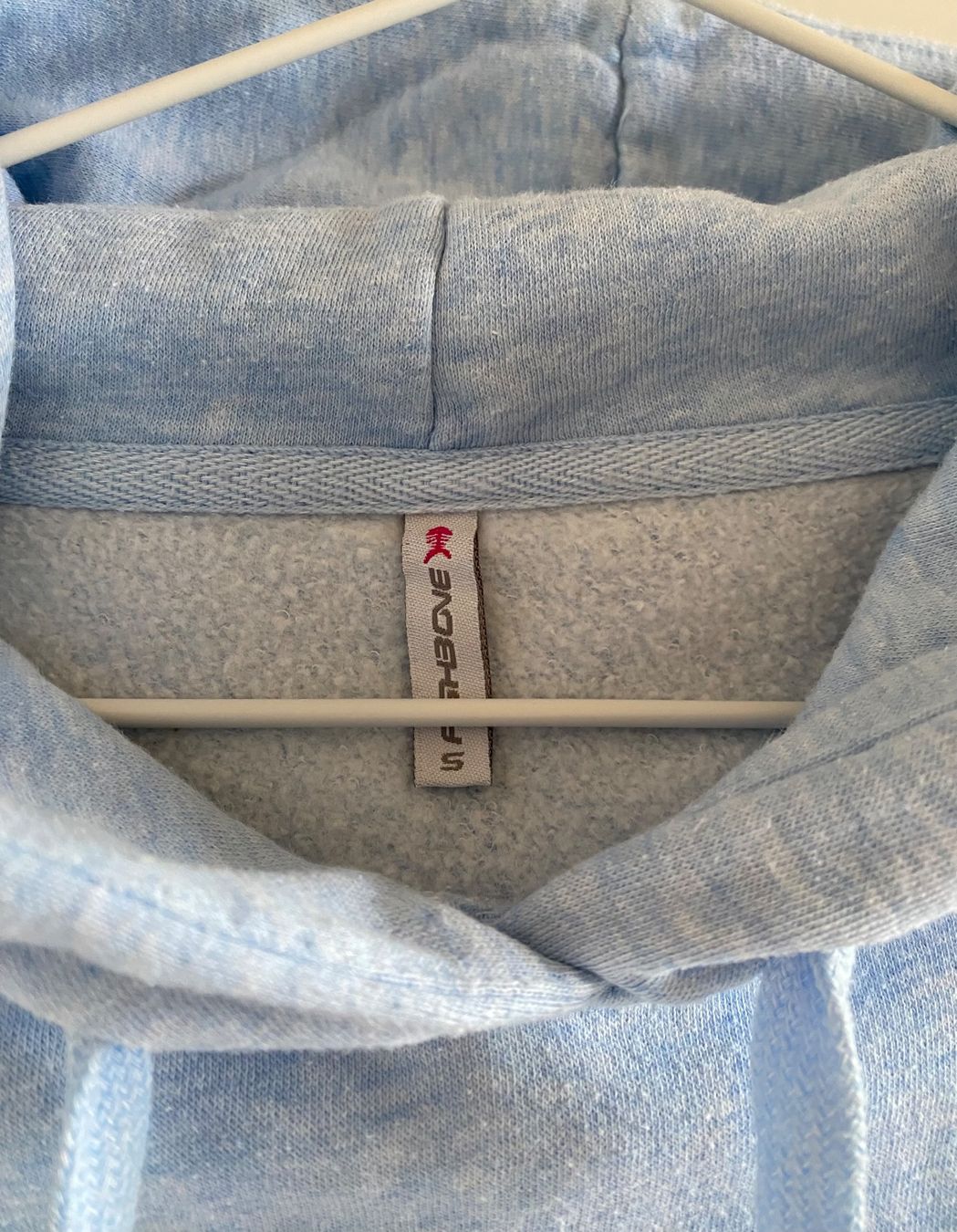 Pullover & Sweatshirts: Hellblauer University Hoodie – Gebraucht aus Oberdiessbach von cor_2nrl 2
