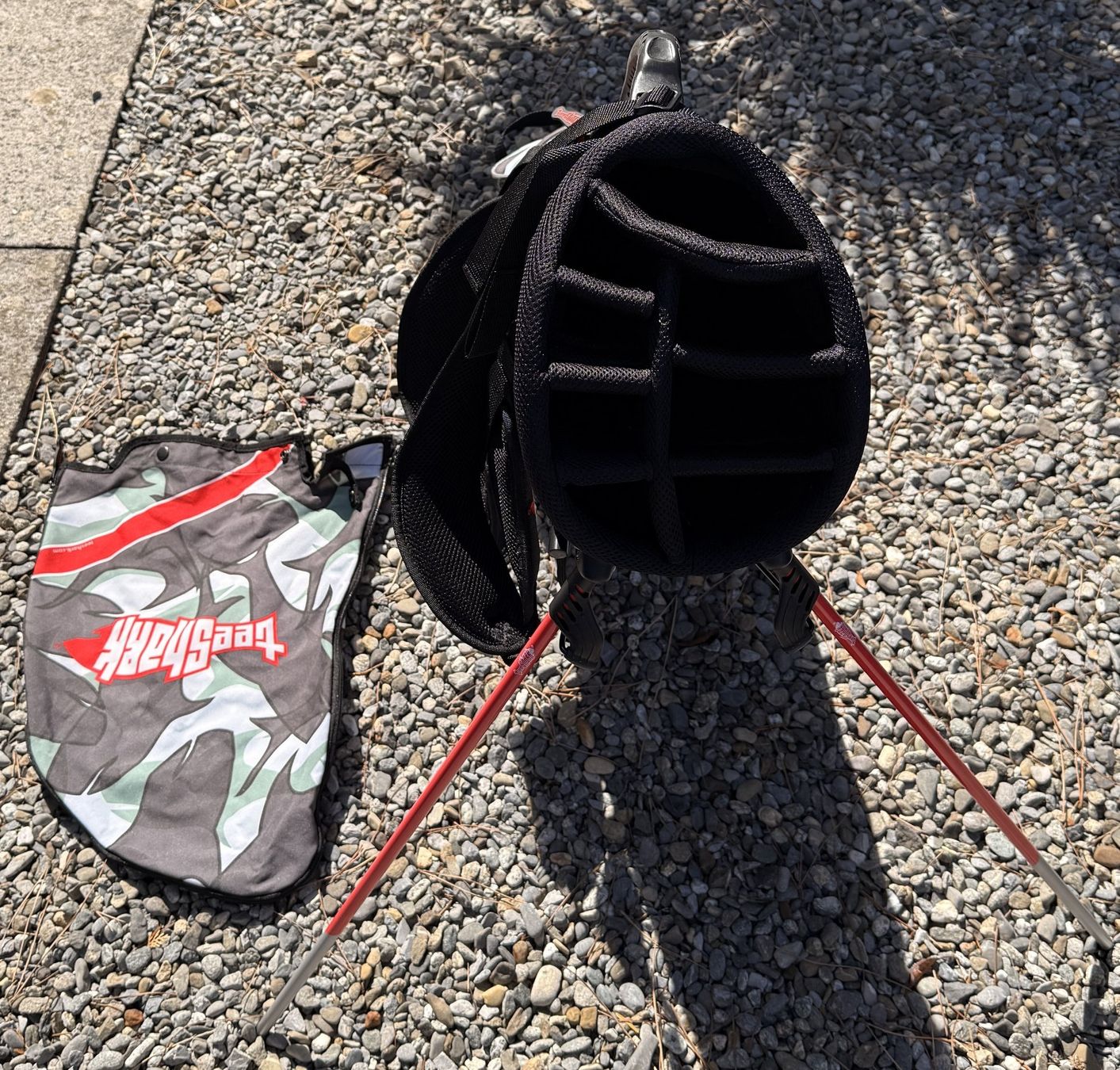 Schläger & Sets: Teeshark Golf Stand Bag – Neu (gemäss Beschreibung) aus Würenlos von Bozon 3