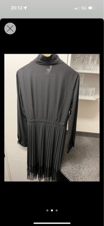 Schickes Vero Moda Kleid, schwarz, Gr. M, Top Zustand!