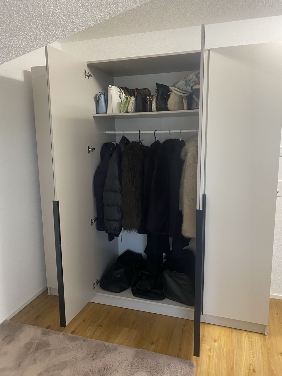 Schränke: Kleiderschrank Farbe champagner – Gebraucht aus Gerzensee von mil_792n 2