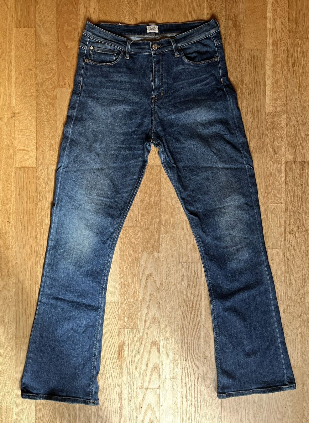 Edwin Jeans: EDWIN W' FLARE PANT W29 L32 – Gebraucht aus Wabern von Leksan2
