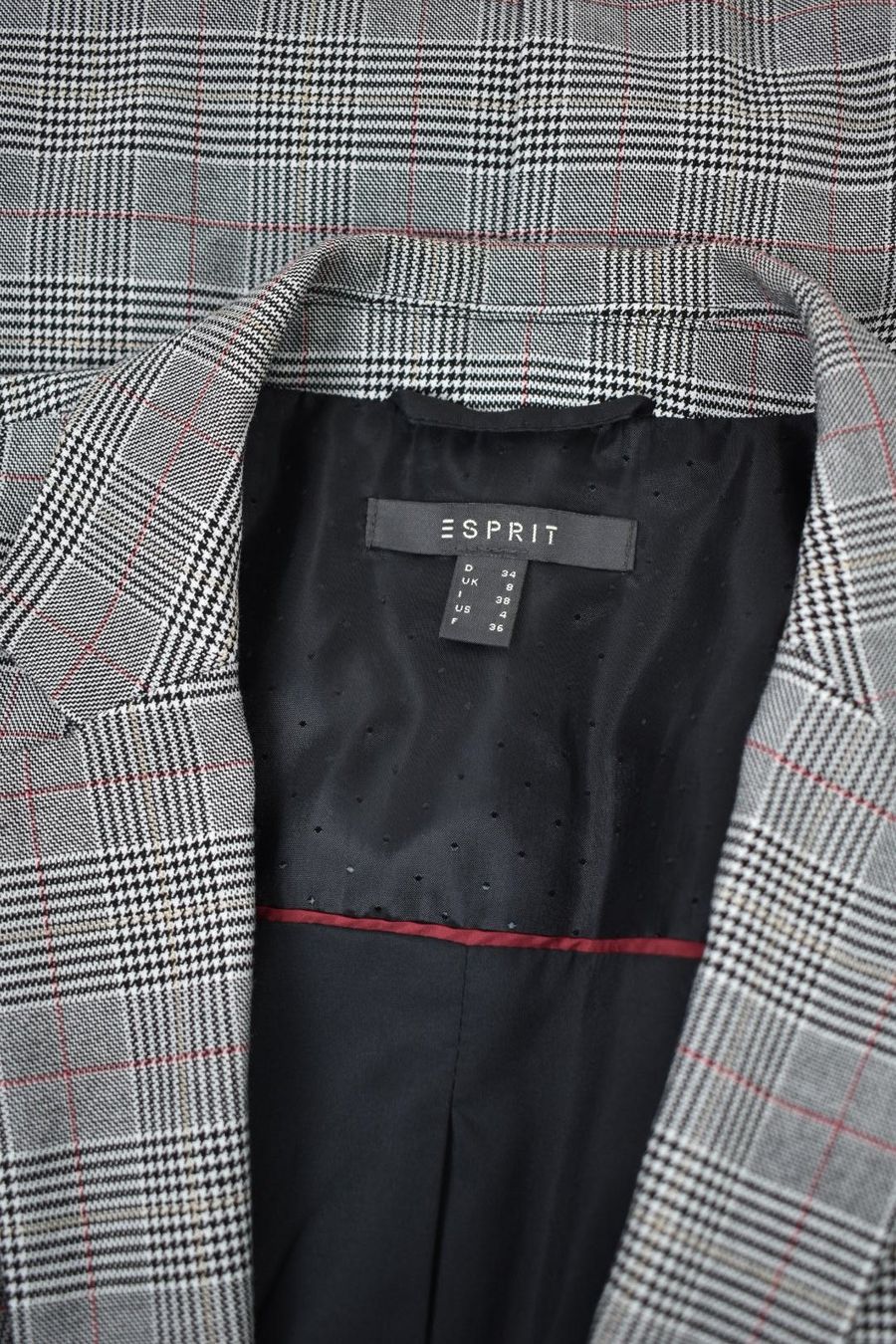 Esprit Vestes: Esprit Blazer Gr.34 – D'occasion à Nürensdorf par 2ND_STORY 5