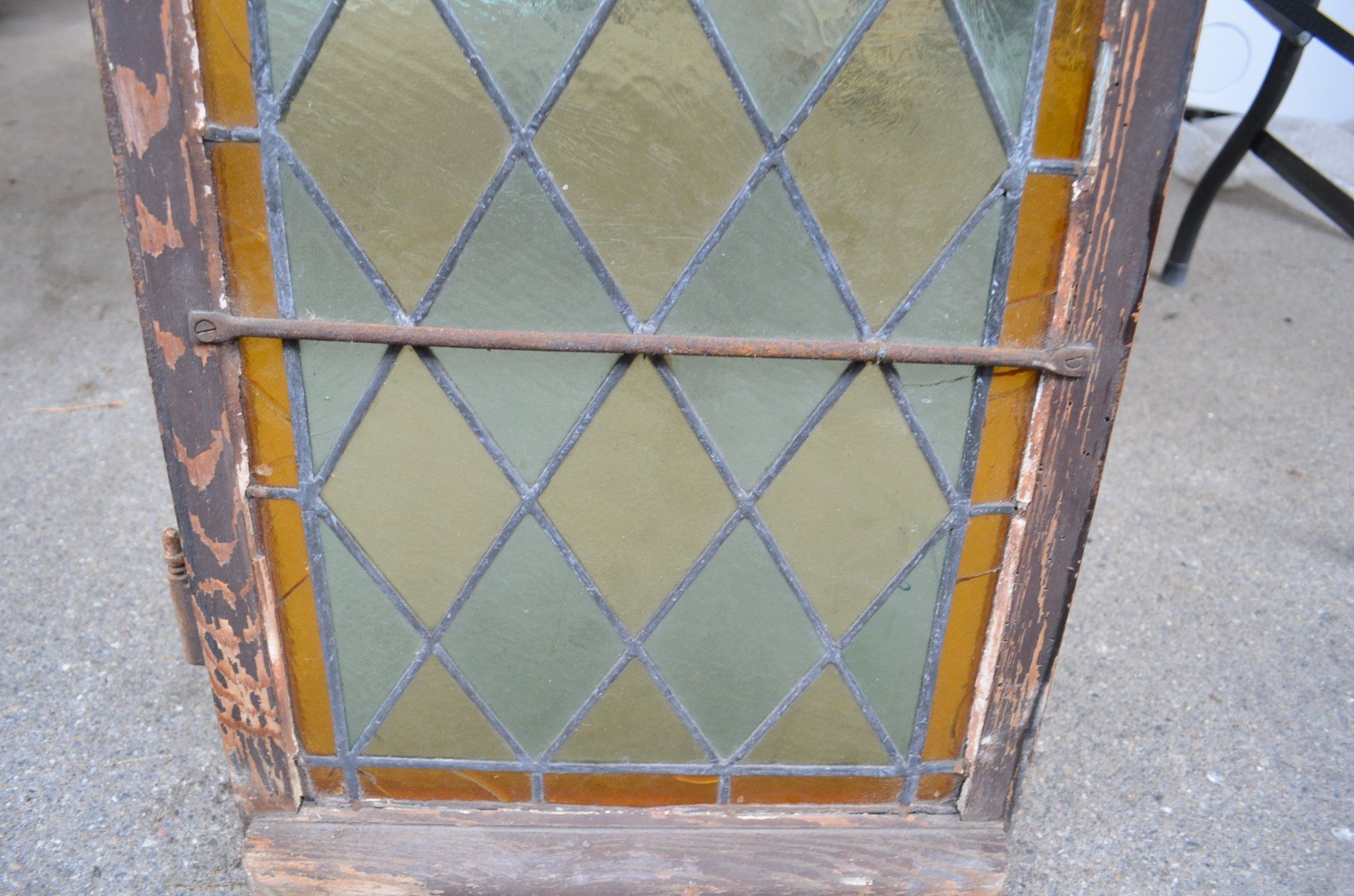 Fenêtres: Antikes Fenster mit farbigem Glas, – D'occasion à Wil SG par Athi 7
