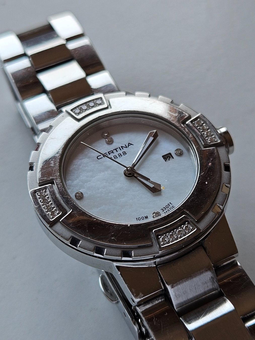 Certina Orologi: 223 Certina Date Perlmutt Quartz Damenuhr – Usato da Berikon venduto da mmm21 3