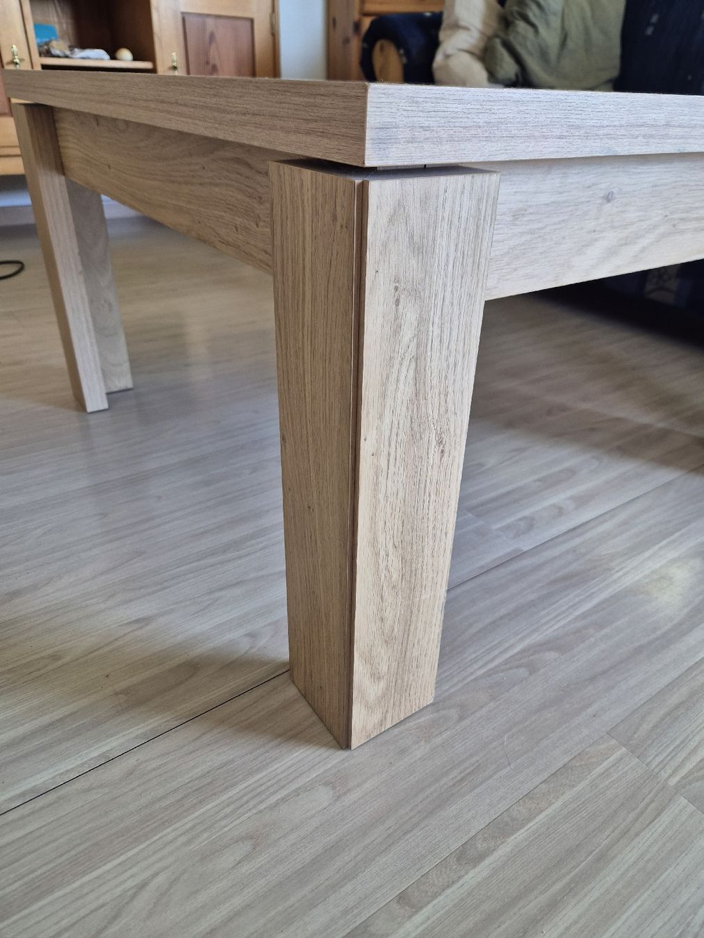 Tables: Couchtisch aus Holz  – D'occasion à Morissen par liv_8jfy 1