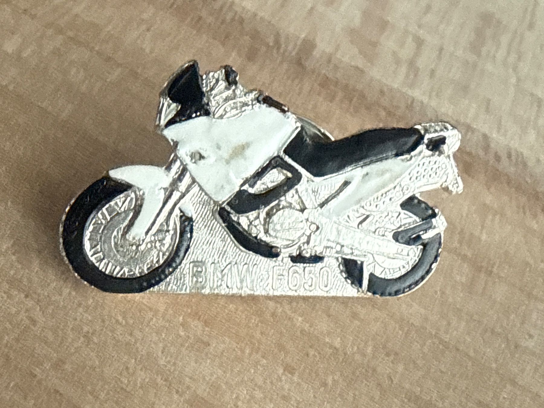 Plaquettes & Badges: Pin BMW F650 Motorrad – D'occasion à Glattbrugg par Schweigmatt