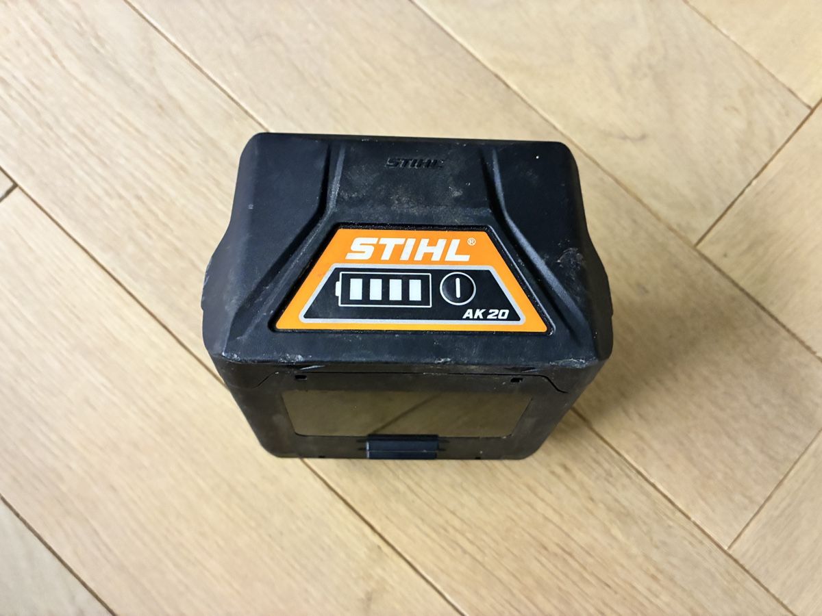 Stihl Caricatori & Batterie: Original Stihl Akku AK20 – Usato da Luzern venduto da Fasel