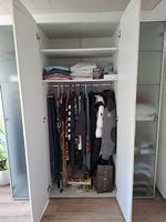 Kleiderschrank