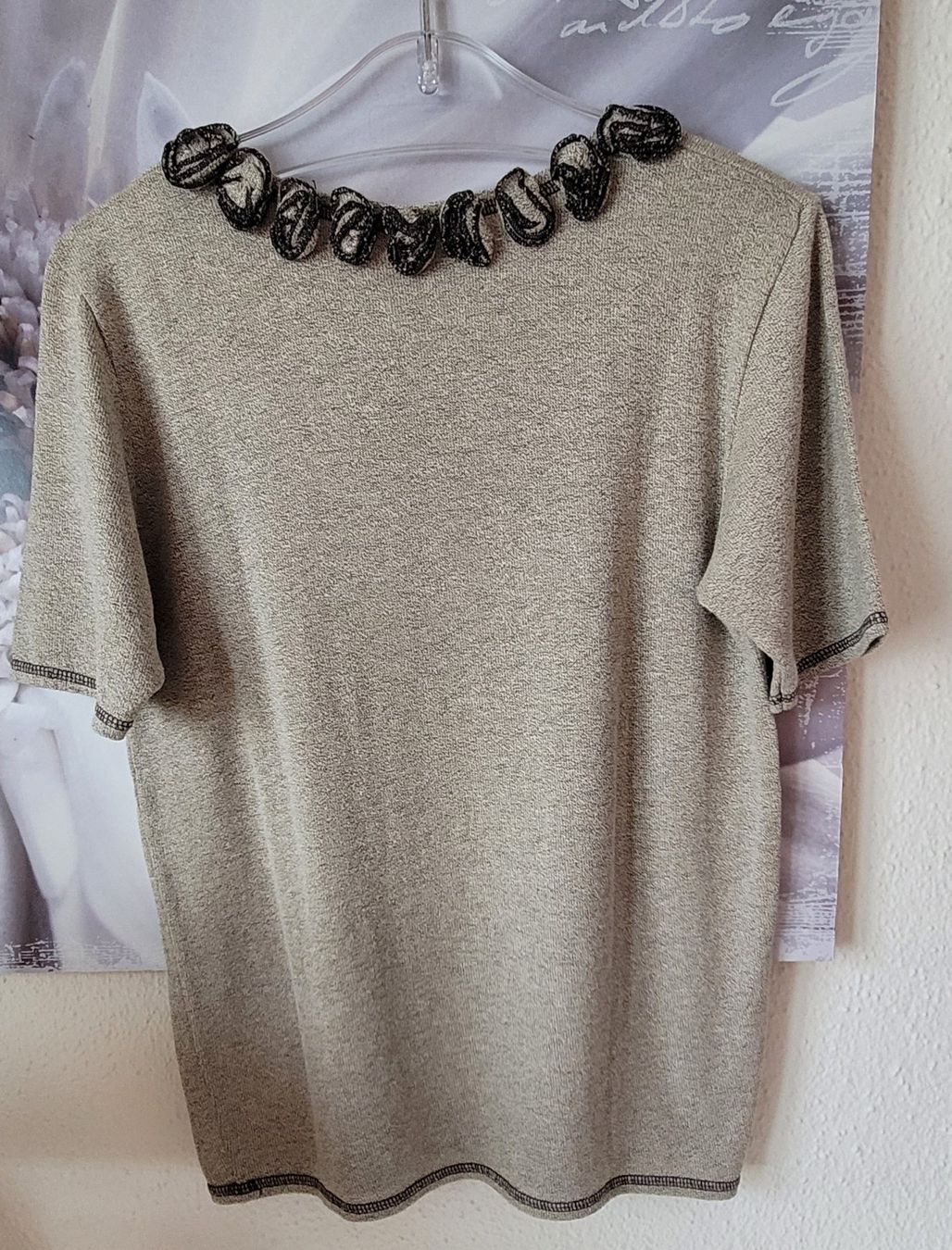 T-shirt: Trend-Line Shirt Ecru/Dunkelblau Grösse M – Usato da Zürich venduto da fourpaws 1