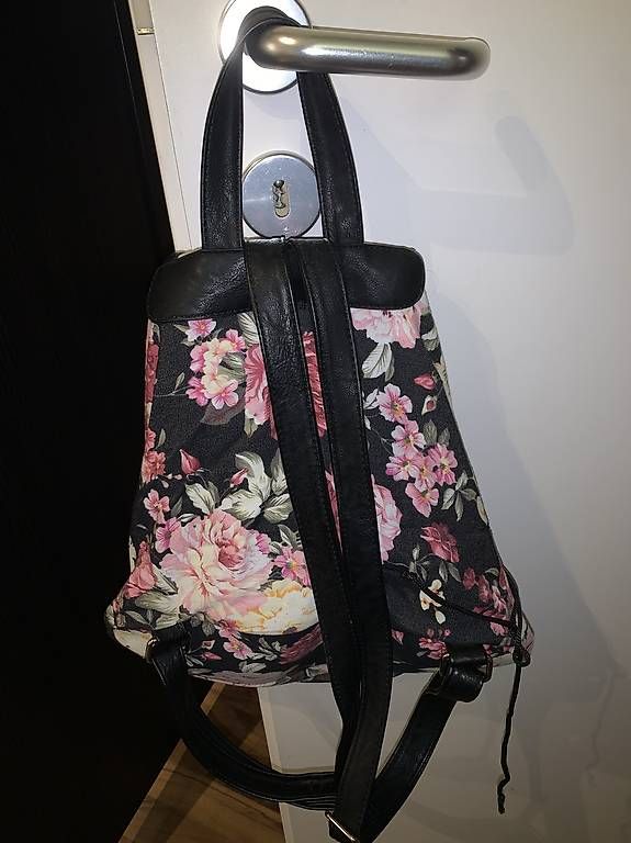 Zaini: Rucksack Blumenmuster – Usato da Zollikofen venduto da iva_sl2y 1