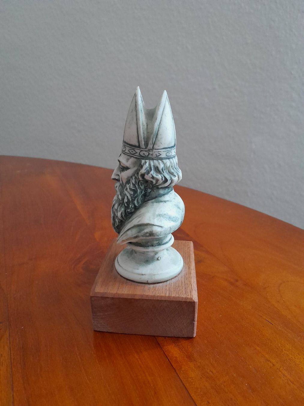Statuette: Buste croate – Usato da La Chaux-de-Fonds venduto da AntoineKolbl 1