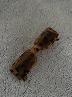 Eckige Sonnenbrille