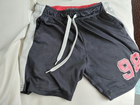 134 kurze Hose zum Austragen