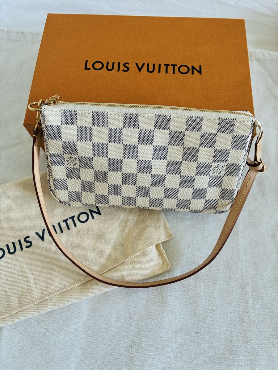 Louis Vuitton Taschen: Louis Vuitton Pochette Accessoires Damier Azur Canvas – Neu und originalverpackt aus Basel von ars_r7xd 1
