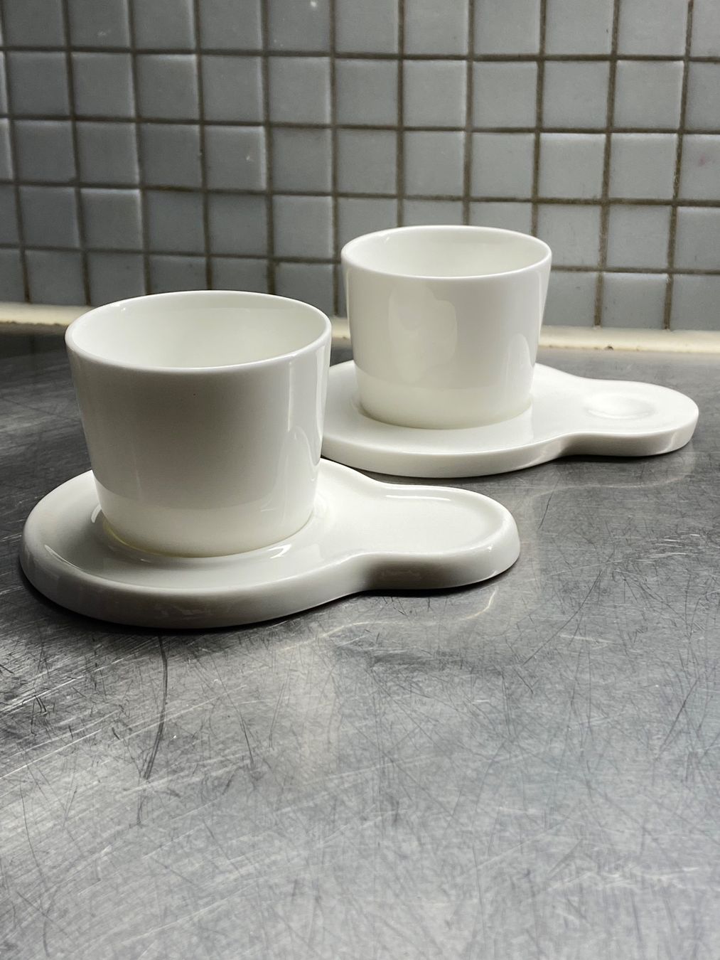 Alessi Tazze: Alessi David Chipperfield Tassen Set – Usato da Solothurn venduto da BORGHAGEN