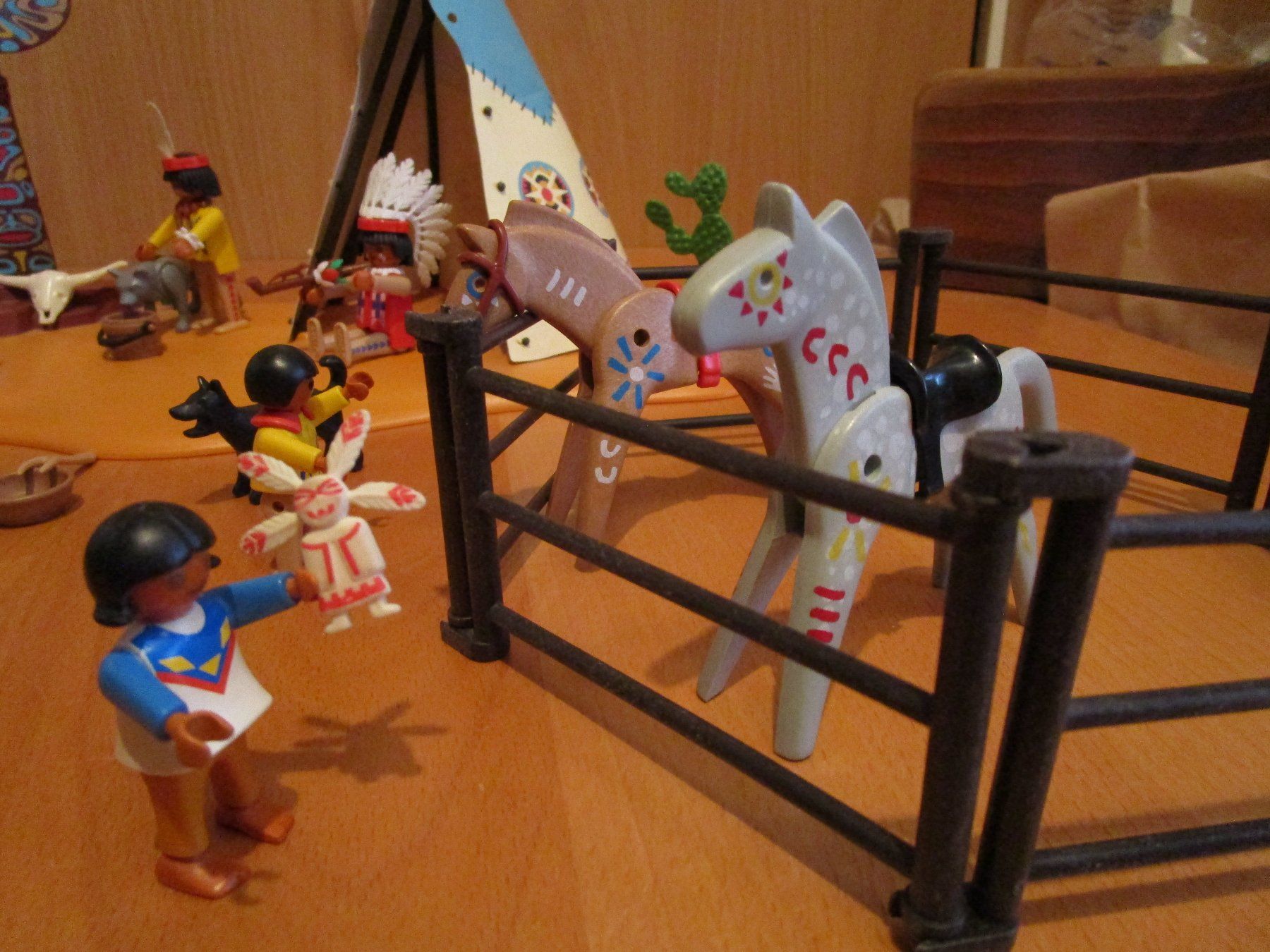 Playmobil Jouets: Playmobil  -  Indianerlager – D'occasion à Wetzikon ZH par Storchadebar 1
