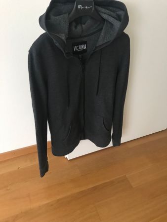 Jacke (Sweater) grau mit Kapuze