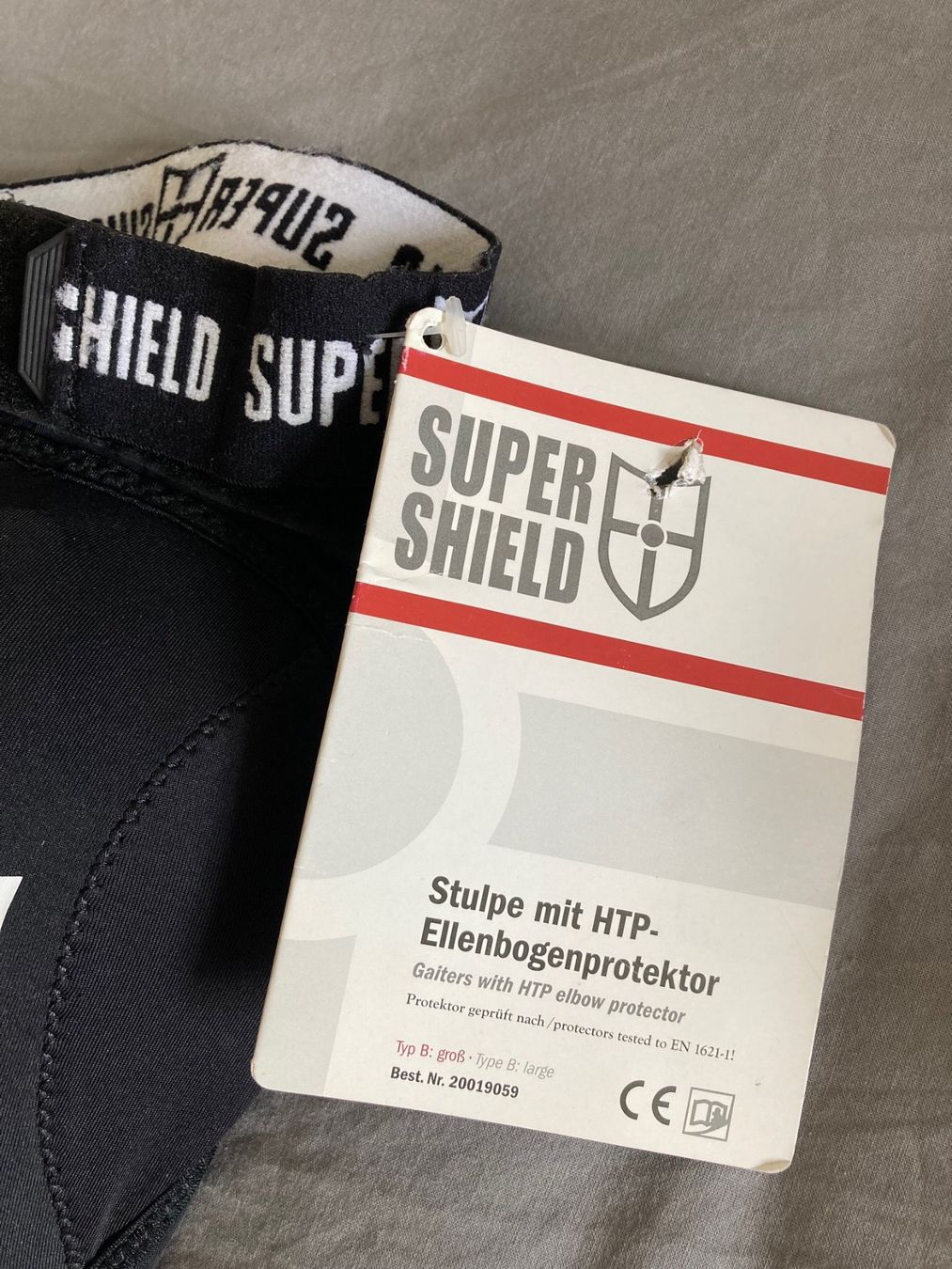 Schutz & Schoner: Ellenbogenschutz Skateboard / Snowboard / Biking - UNISEX. – Neu und originalverpackt aus St. Gallen von ant_lgv6 1