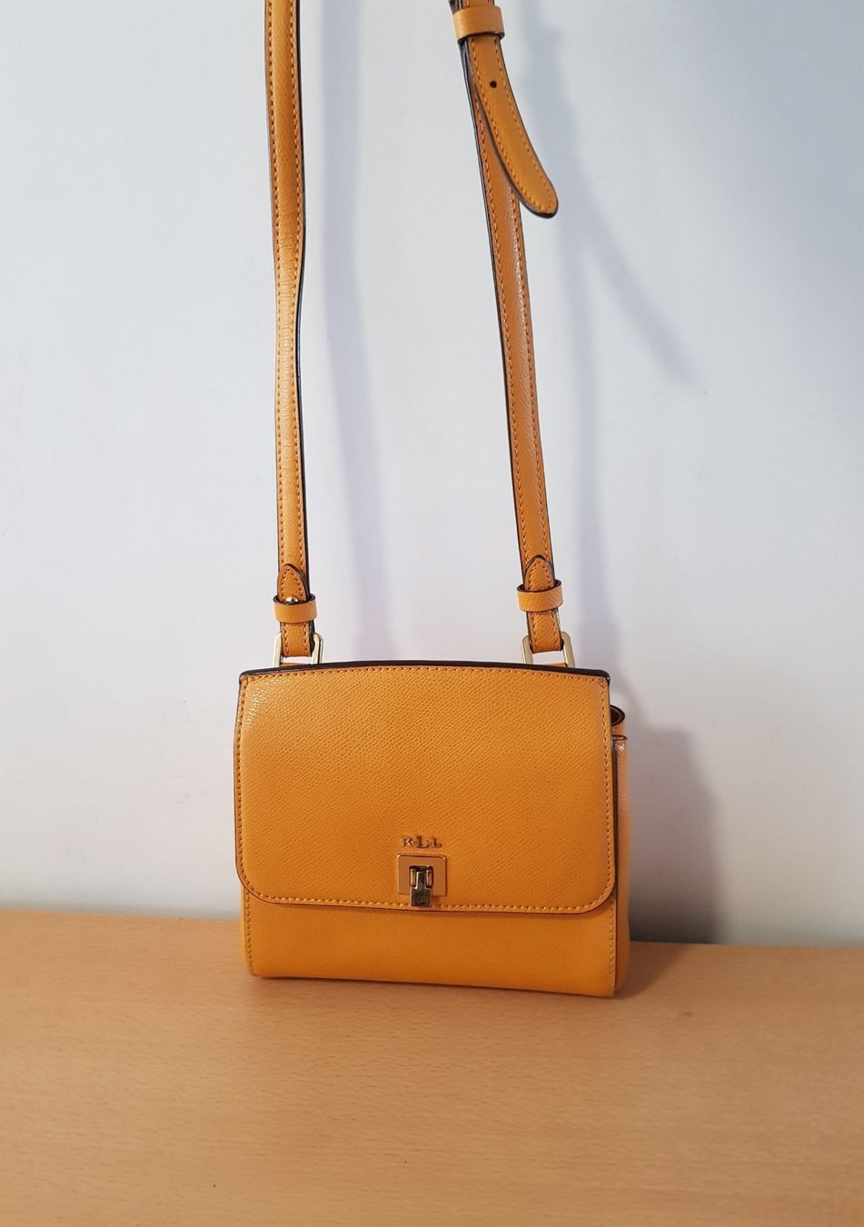 Ralph Lauren Sacs femmes: Ralph Lauren Umhängetasche – D'occasion à Basel par Birs868 2
