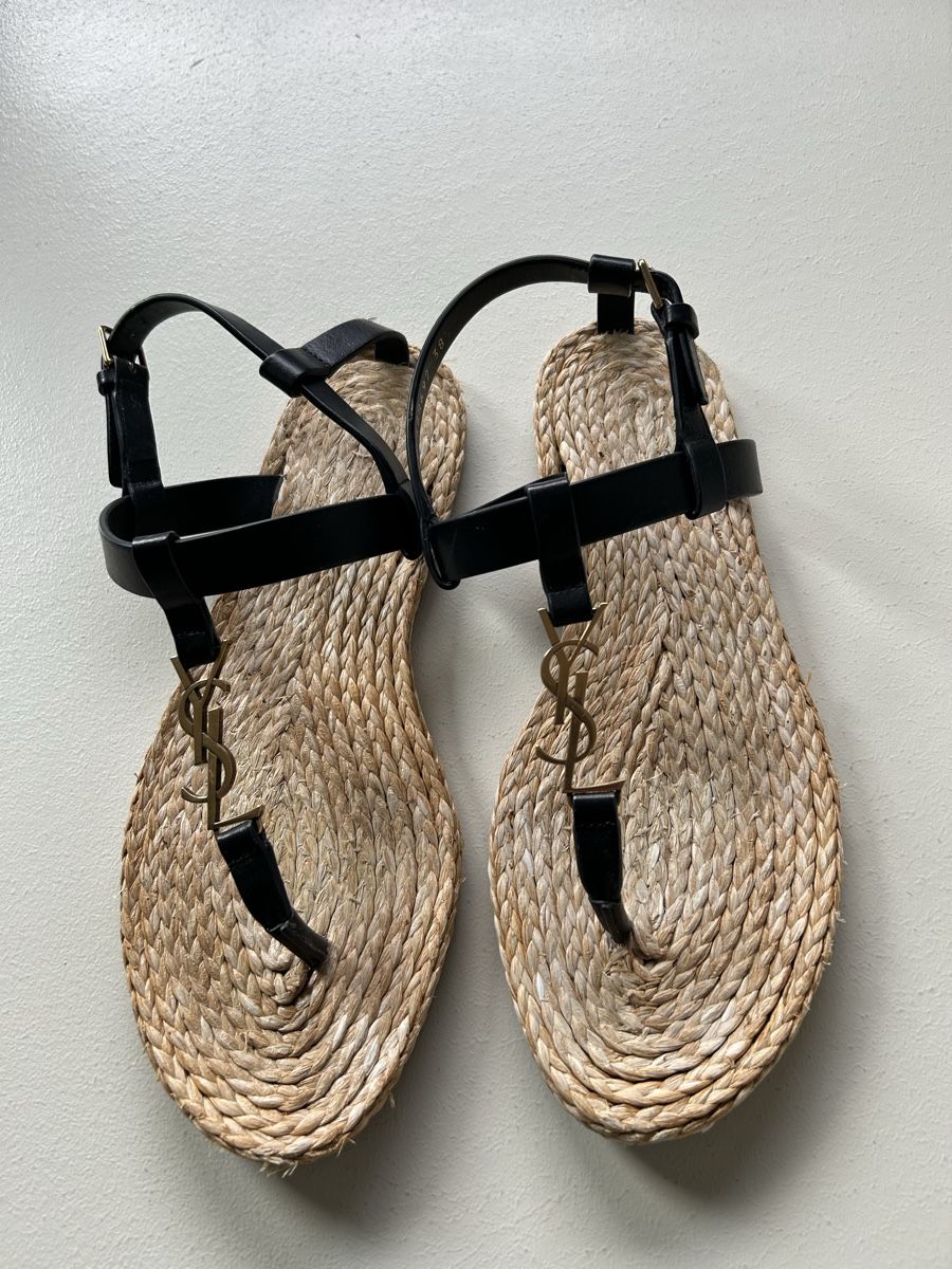 Saint Laurent Scarpe da donna: Yves Saint Laurent Sandalen Damen – Usato da Stansstad venduto da Penne0