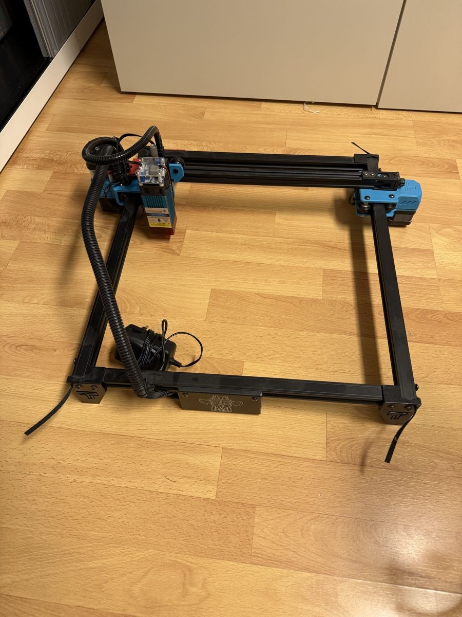 Tutte le macchine: Laser Gravierer TOTEM 2 – Usato da Winterthur venduto da Redbasecap 2