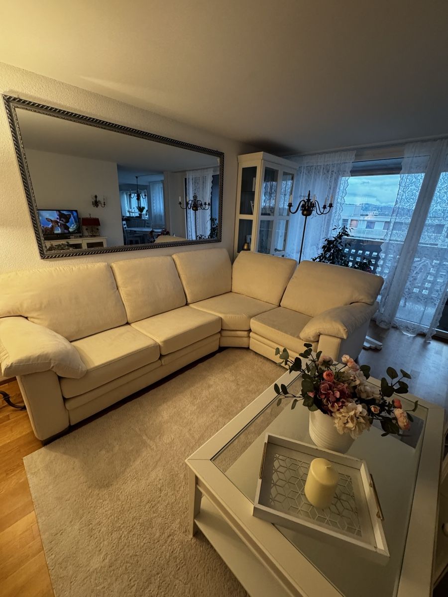 Divani: Ecksofa weiss – Usato da Worblaufen venduto da hom_kww8 5
