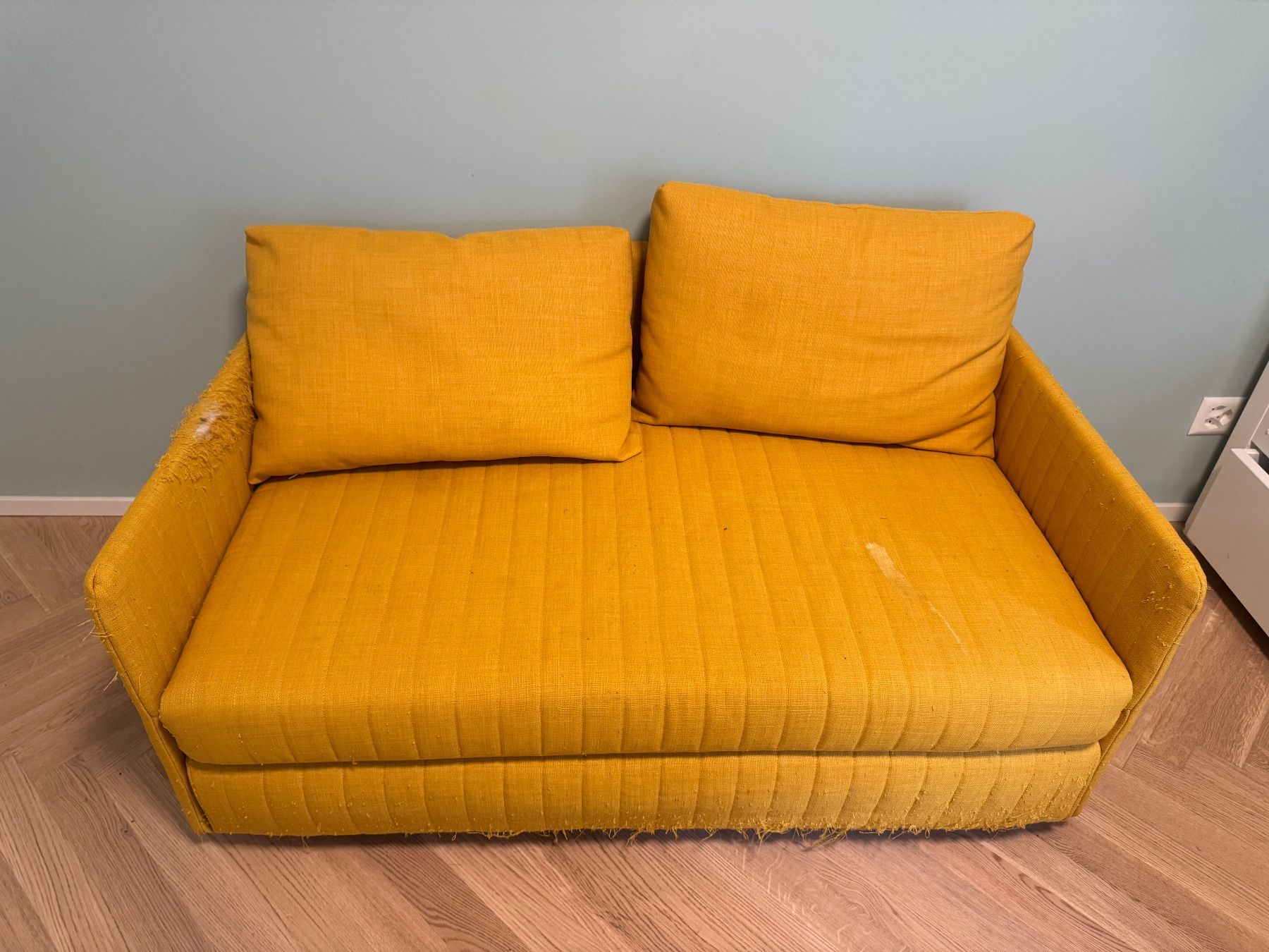 Ikea Divani: Canapé lit Jaune IKEA – Difettoso da Geneve venduto da pupykina 6