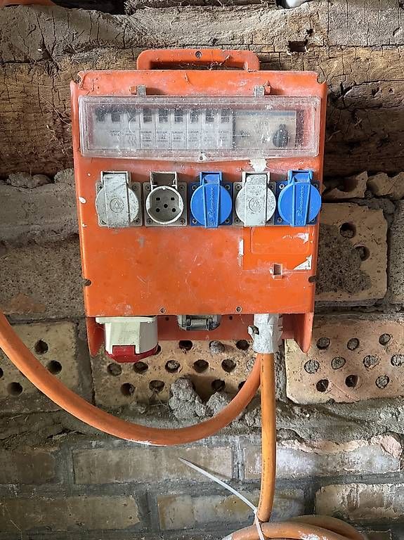 Elettrotecnica: Tableau électrique provisoire – Usato da Lentigny venduto da EcuProd1