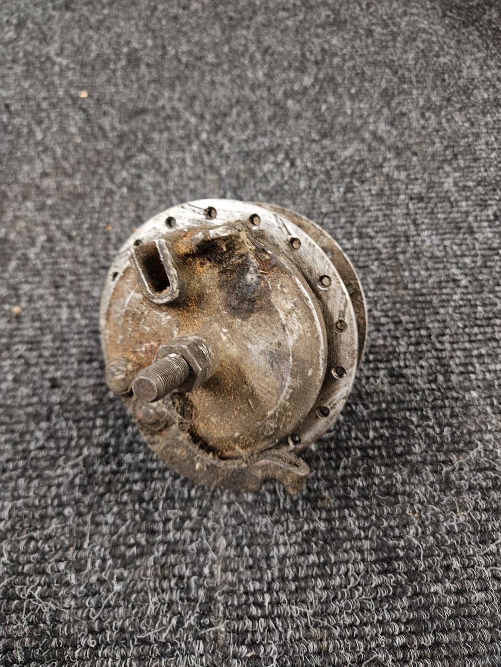 Puch Pièces pour mobylette: Puch Vorderradnabe – D'occasion à Mellingen par Mech-Service