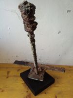 Rostige Abstrakte Metallskulptur Eisenplatte