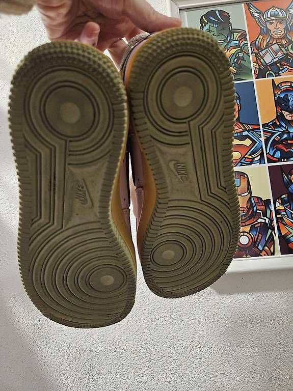 Scarpe da donna: nike gr. 36.5 – Usato da Niederwangen BE venduto da Hmela 4