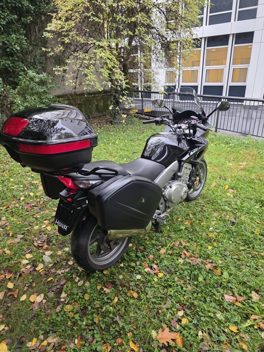 Honda Touring: Honda CBF 1000A – Usato da Winterthur venduto da YARA.2006 6