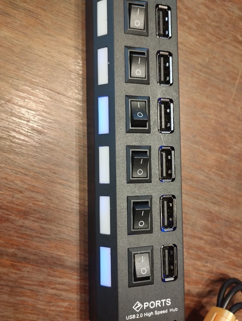 Hub & Switch: Usb 2.0 Hub 7 ports einzel schaltbar – Nuovo (secondo la descrizione) da Lyss venduto da fuselbay 2