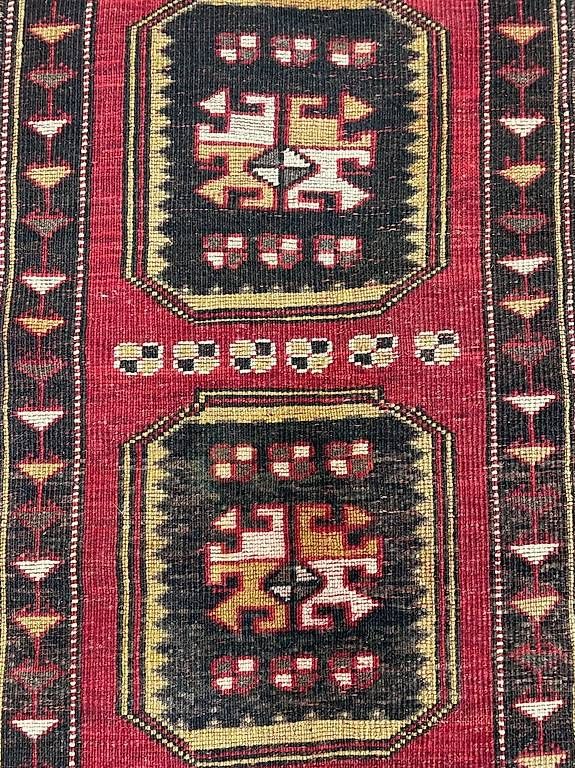 Tappeti: Orientteppich aus Wolle mit geometrischem Muster – Usato da Obernau venduto da Arche_Noah_Brocki 1