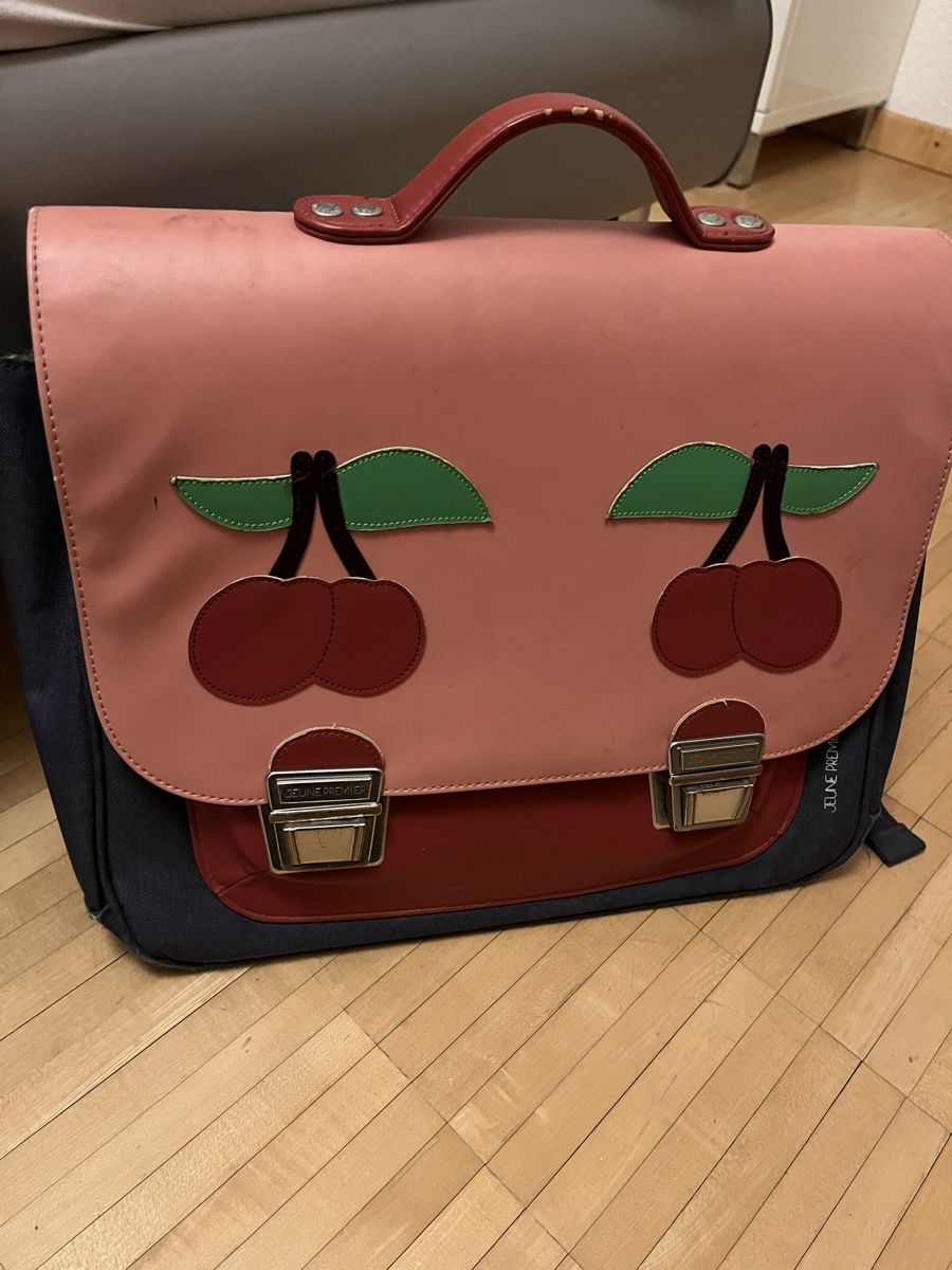 Kindertaschen: Jeune Primeur Schulthek mit Kirschen – Gebraucht aus Wädenswil von Gilmored83