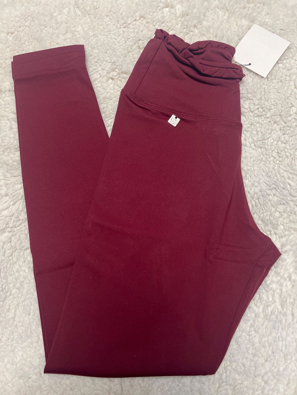 Leggings: Leggings  taille haute neufs XS – Nuovo e nell'imballaggio originale da Chenens venduto da anasantos90