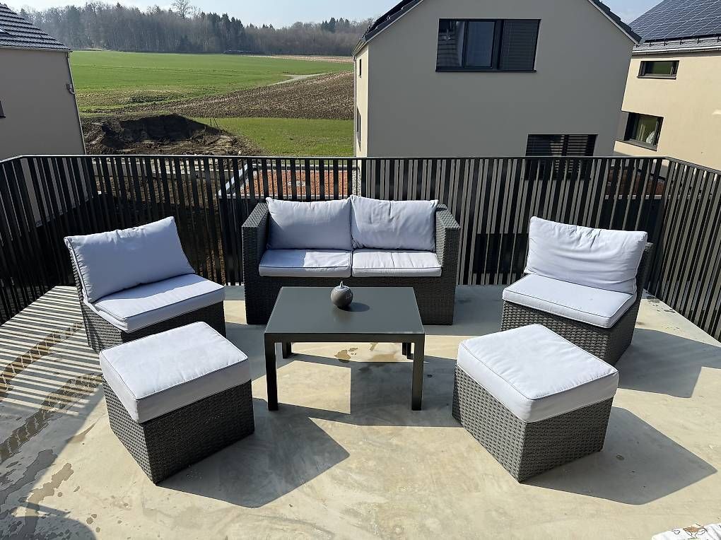 Set di tavolo e panche: Loungemöbelset Stahl grau 7-teilig – Usato da Siegershausen venduto da ste_9jwn 1