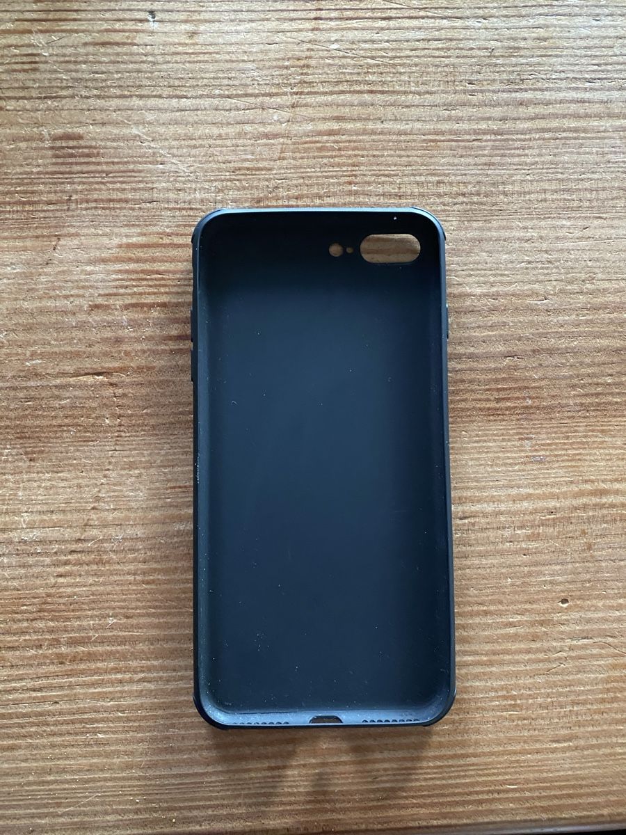 Cover & Protezioni schermo: iPhone 7/8 Plus Hülle, Dunkelgrau, neuwertig – Nuovo (secondo la descrizione) da Zürich venduto da twibbi 1