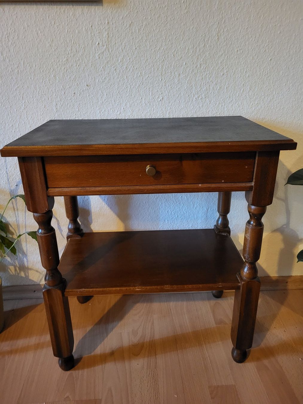 Nachttische: 2 Vintage Nachttische – Gebraucht aus Zunzgen von nibass