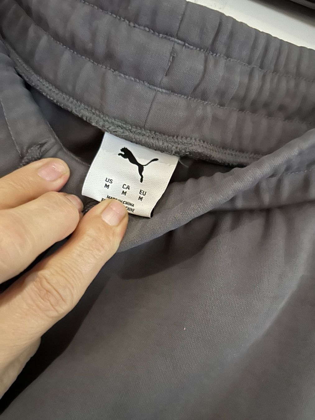 Puma Hosen: Sporthose Puma grau – Gebraucht aus Zumikon von Uranus88 2